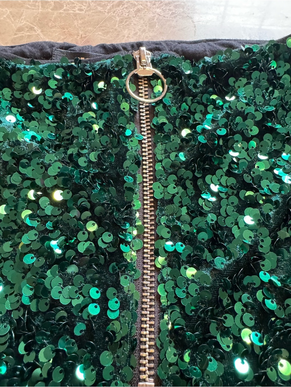 Anthropologie Green Sequin
Shorts size 4 - Picture 4 of 8